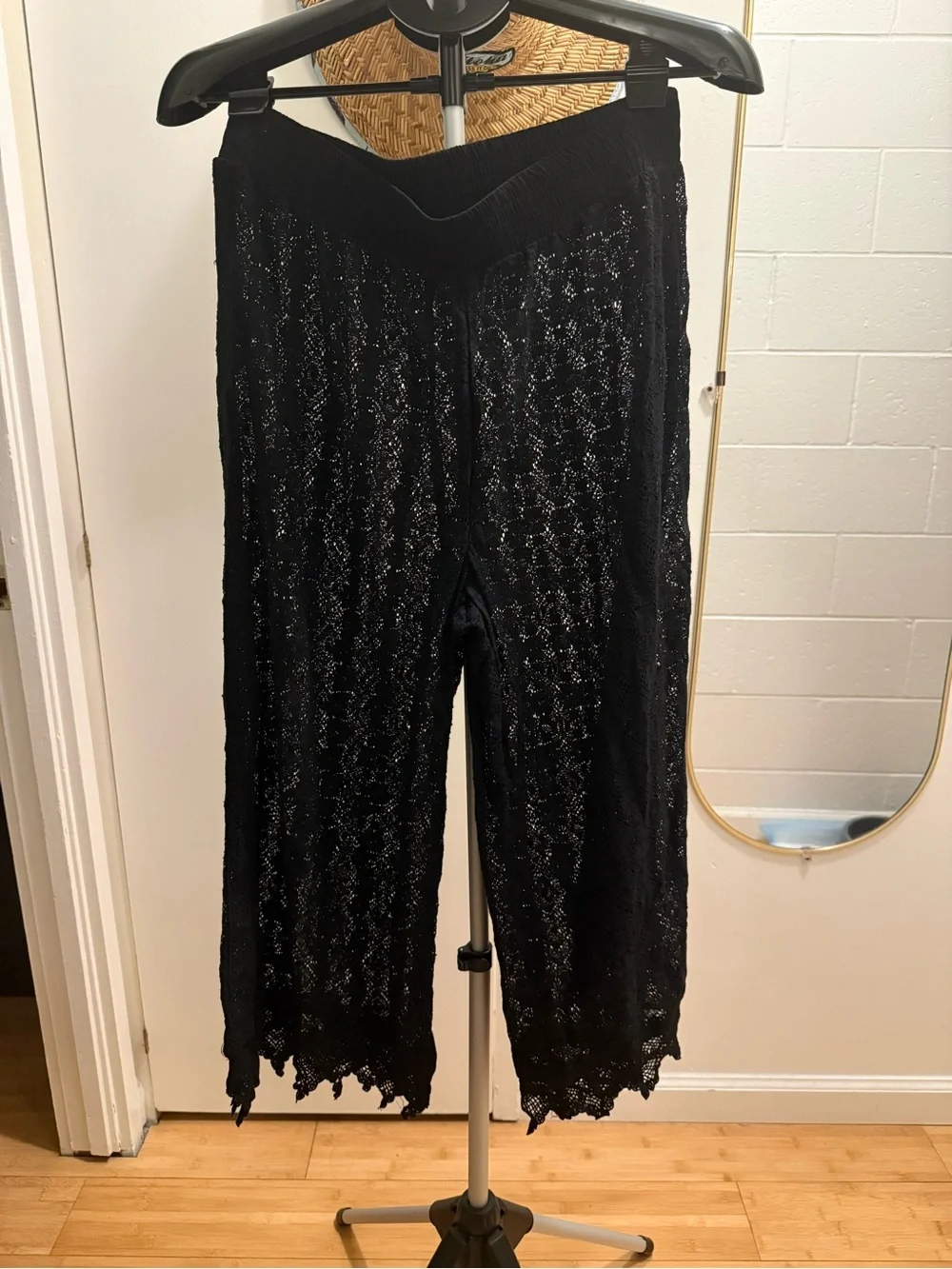 Anthropologie Black Lace Crop Top and pants set for Women M